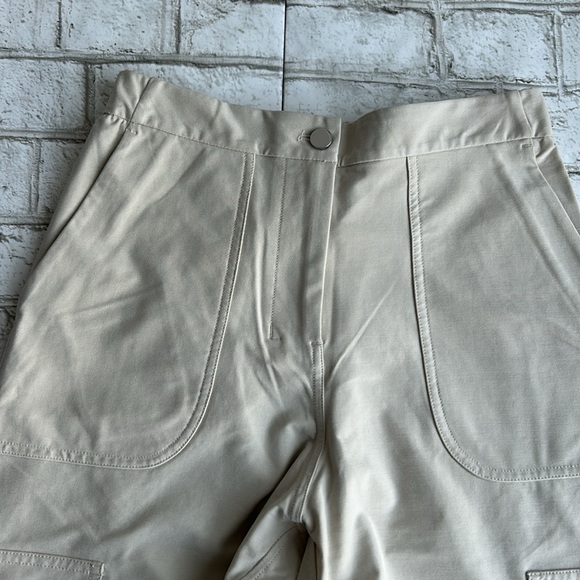Lululemon Light Cargo Pant - Picture 5 of 9